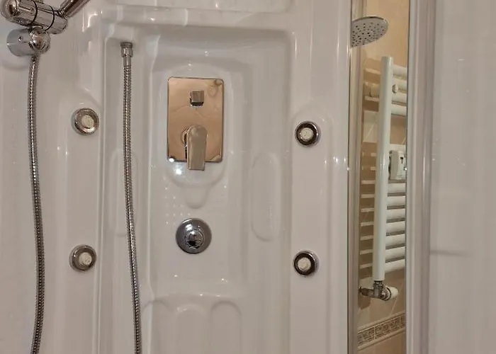 Apartment Oasi - Vaticano Gemelli Treno 3clima Netflix Wi-fi Garden Parking Rom